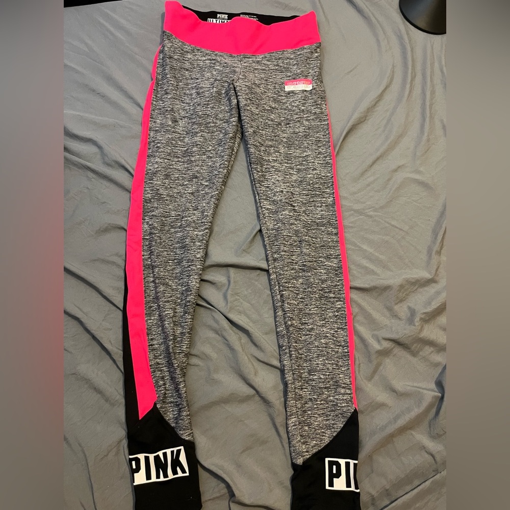 Love pink leggings